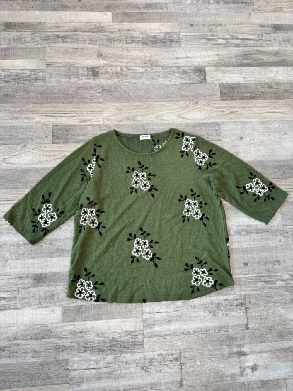 Kindred green floral embroidered 3/4 sleeve womens sweater size 2X E10